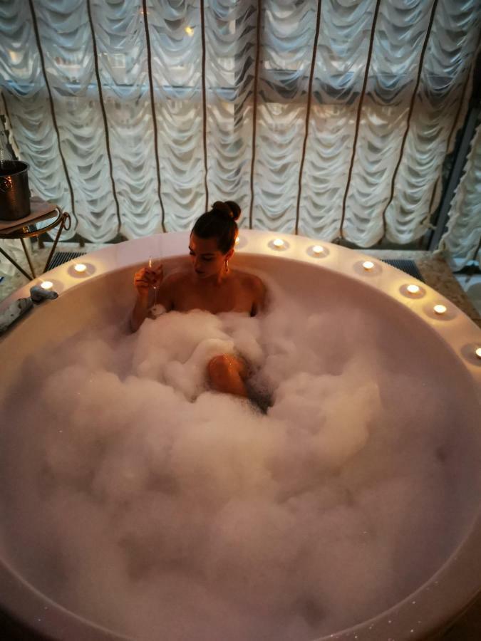 President Jacuzzi Apartment Klaipėda Extérieur photo
